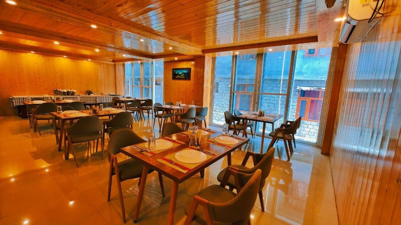 Hotel Winterline - Five Star Luxury Hotel Near Mall Road Manali المظهر الخارجي الصورة